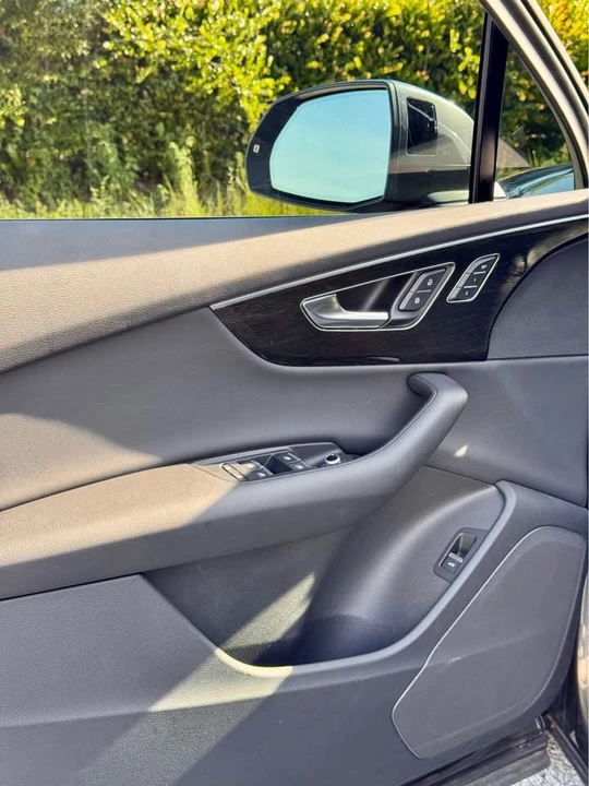 2025 Audi 4M Q7 - Image 17 of 18