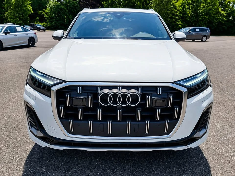 2025 Audi 4M Q7 - Image 2 of 15