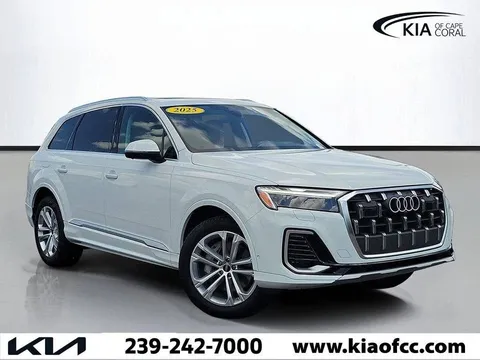 2025 Audi Q7 55 Premium