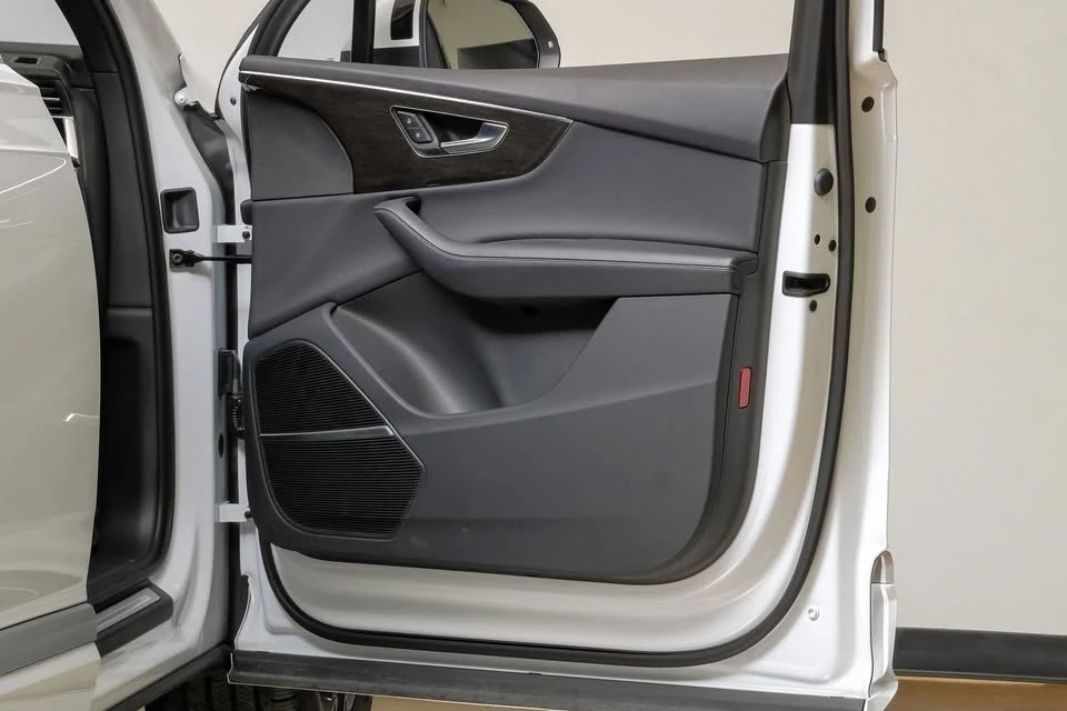 2025 Audi 4M Q7 - Image 8 of 20