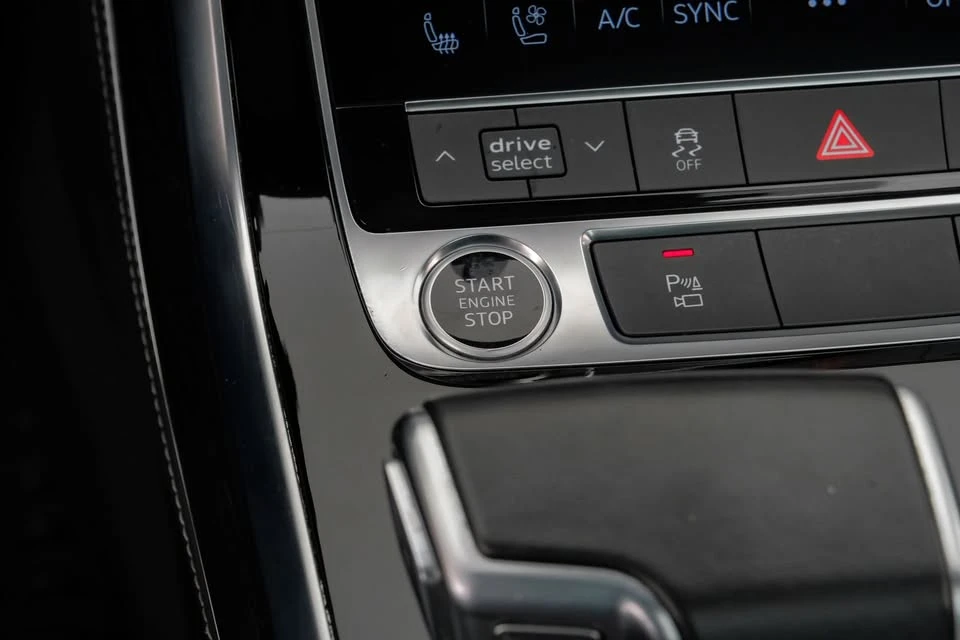 2025 Audi 4M Q7 - Image 3 of 20