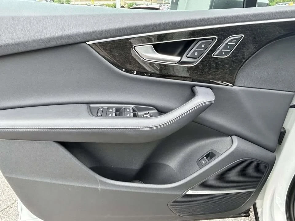 2025 Audi 4M Q7 - Image 13 of 20