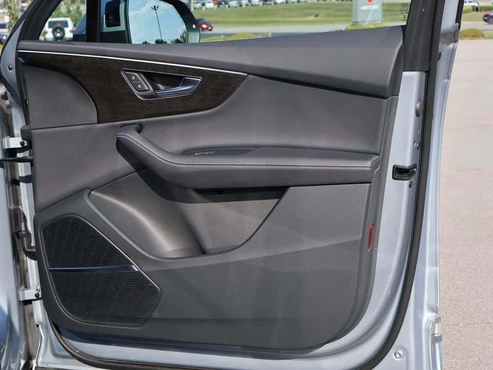 2025 Audi 4M Q7 - Image 12 of 20
