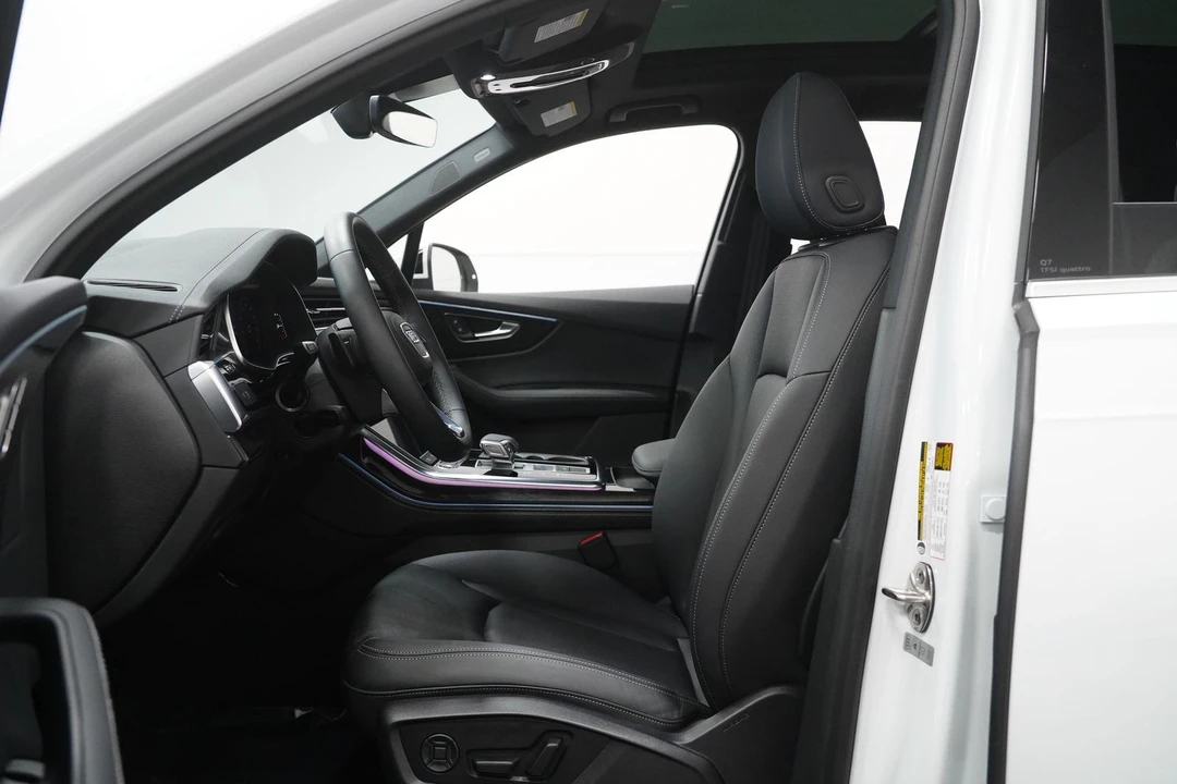 2025 Audi 4M Q7 - Image 2 of 12