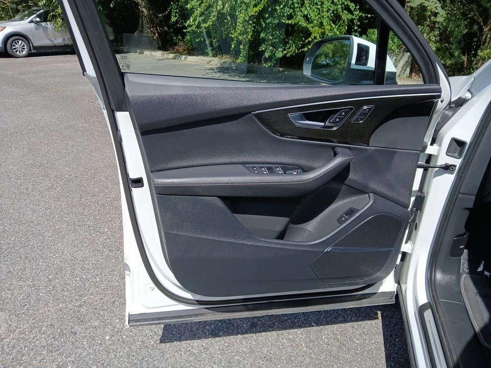 2025 Audi 4M Q7 - Image 10 of 12