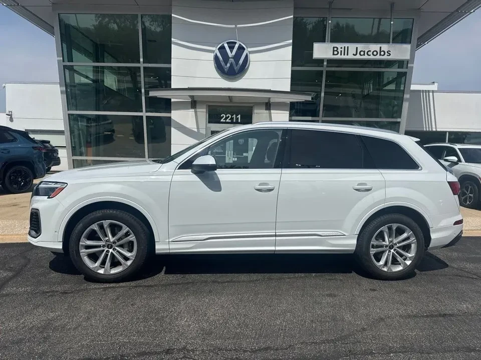 2025 Audi 4M Q7 - Image 2 of 14