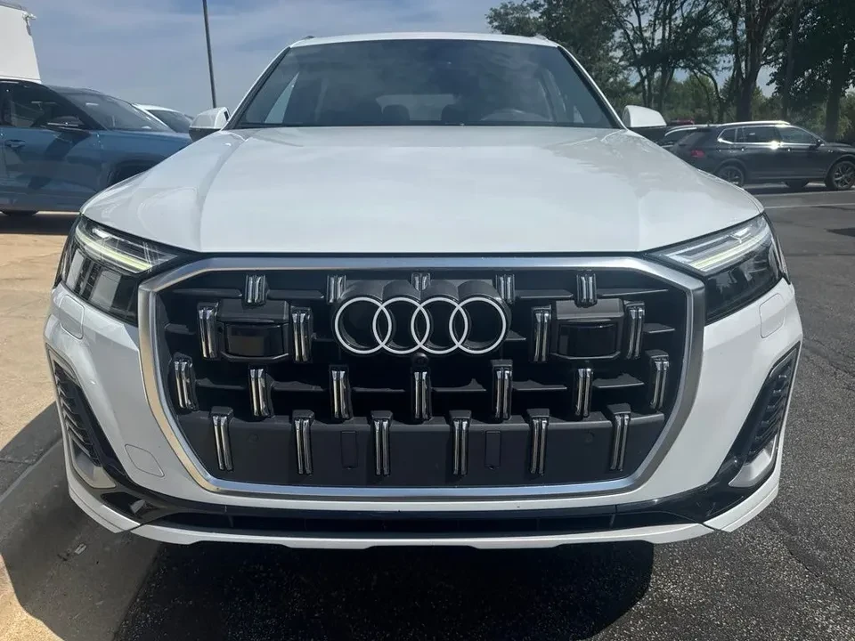 2025 Audi 4M Q7 - Image 11 of 14