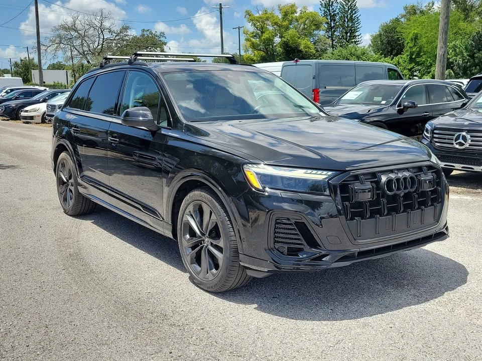 2025 Audi 4M Q7 - Image 2 of 19