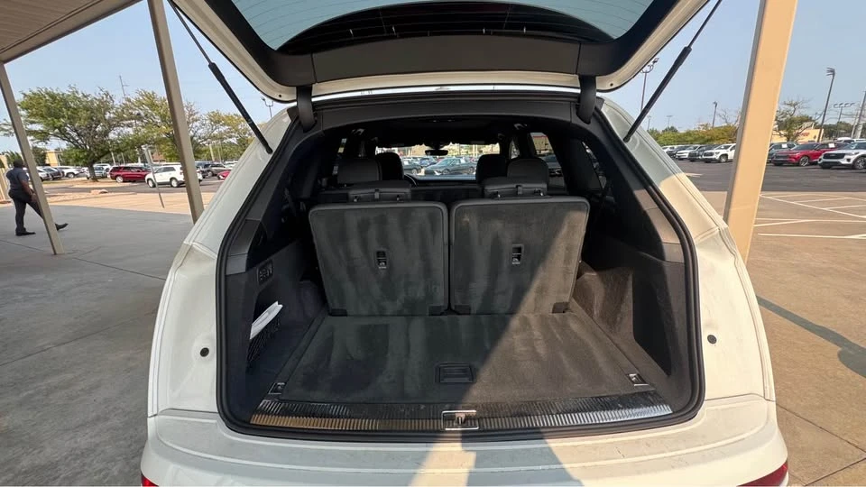 2025 Audi 4M Q7 - Image 8 of 14