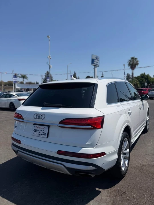 2025 Audi 4M Q7 - Image 3 of 14