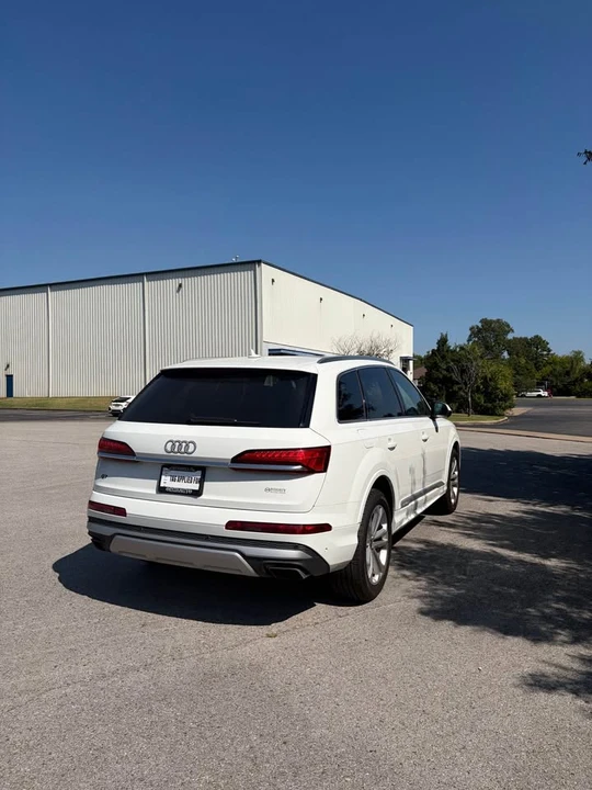 2025 Audi 4M Q7 - Image 4 of 11