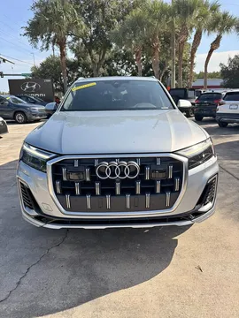 2025 Audi Q7 55 TFSI Premium Plus