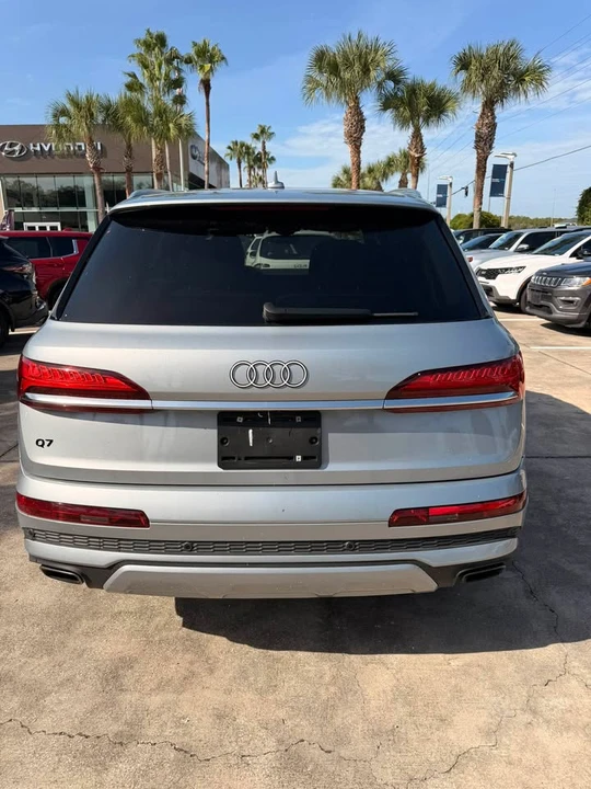 2025 Audi 4M Q7 - Image 2 of 14