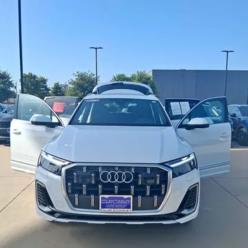 2025 Audi Q7 55 TFSI Premium Sport Utility 4D