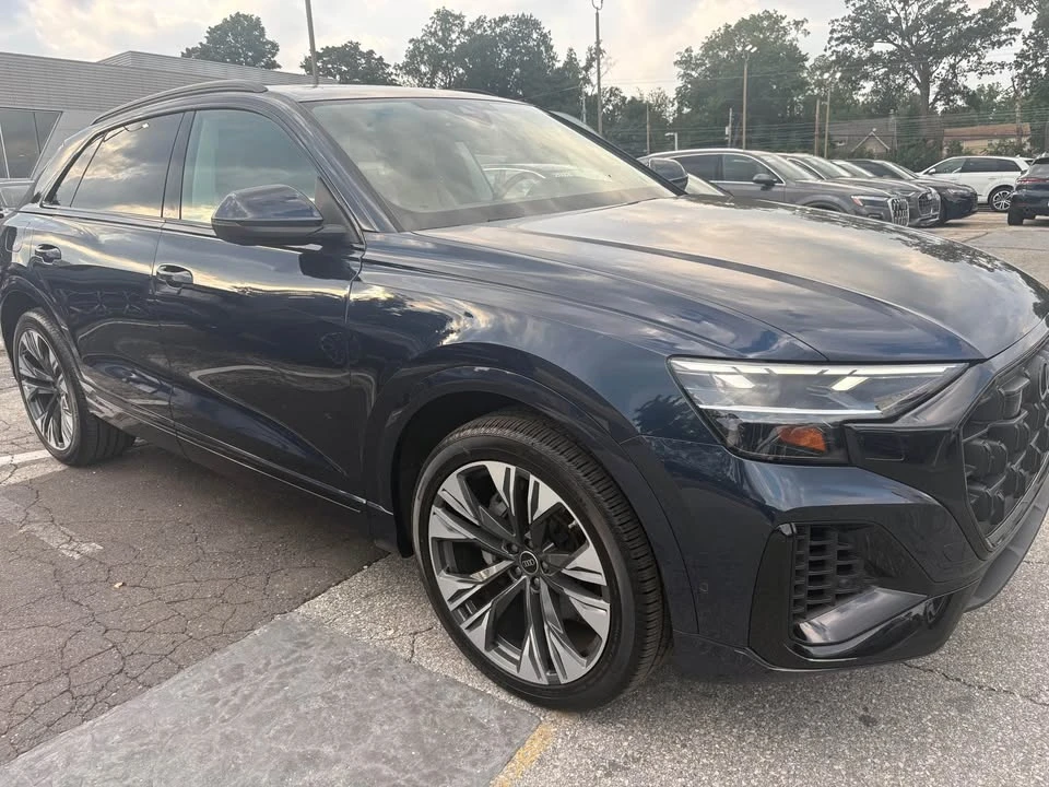 2025 Audi 4M Q7 - Image 2 of 8