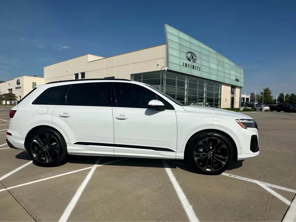 2025 Audi 4M Q7 - Image 4 of 14