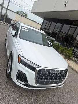 2025 Audi Q7 55 TFSI SE Premium Plus Sport Utility 4D