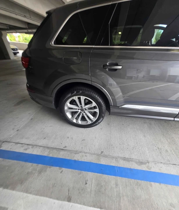 2025 Audi 4M Q7 - Image 5 of 19