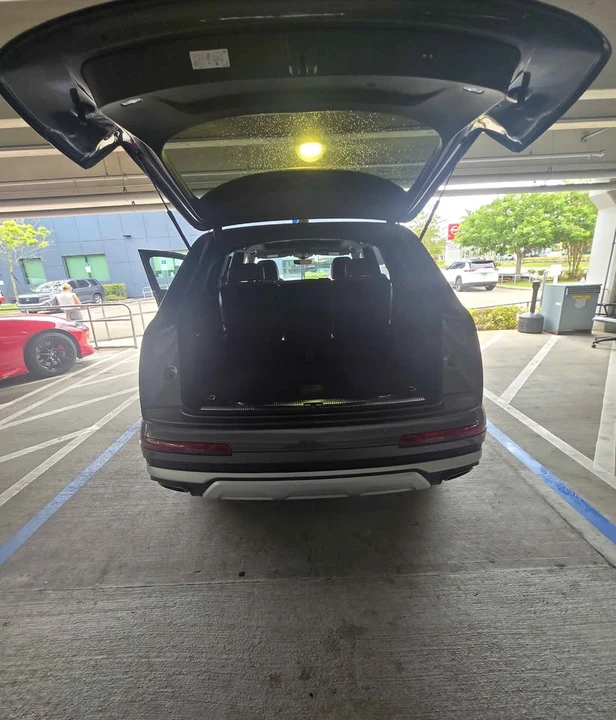 2025 Audi 4M Q7 - Image 7 of 19