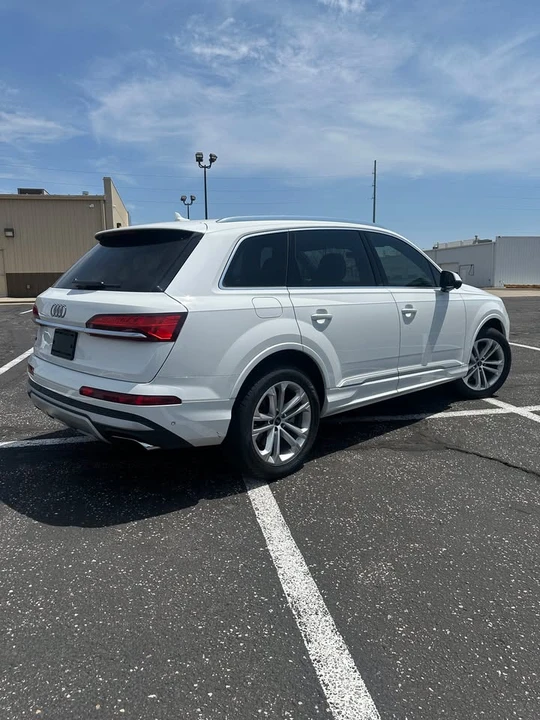2025 Audi 4M Q7 - Image 3 of 14