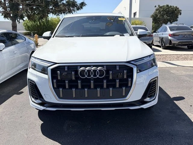 2025 Audi 4M Q7 - Image 2 of 11