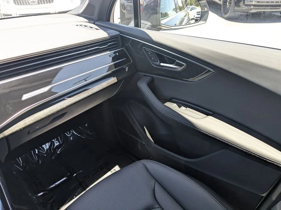 2025 Audi 4M Q7 - Image 4 of 20