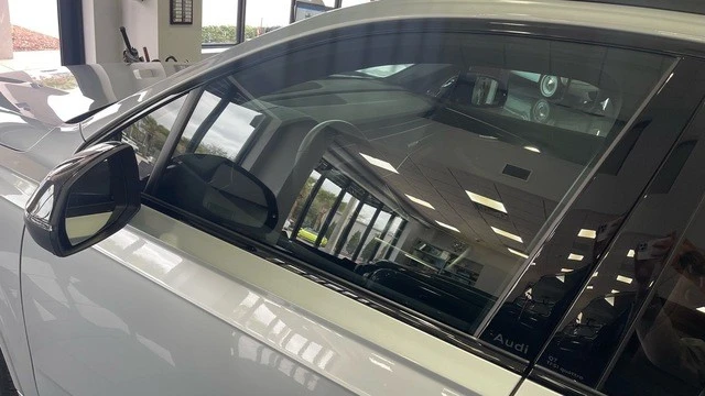 2025 Audi 4M Q7 - Image 15 of 31