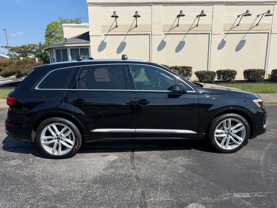 2025 Audi 4M Q7 - Image 2 of 20
