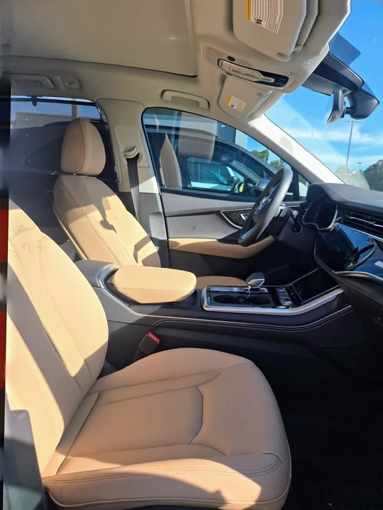 2025 Audi 4M Q7 - Image 7 of 10