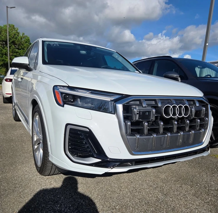 2025 Audi 4M Q7 - Image 6 of 10