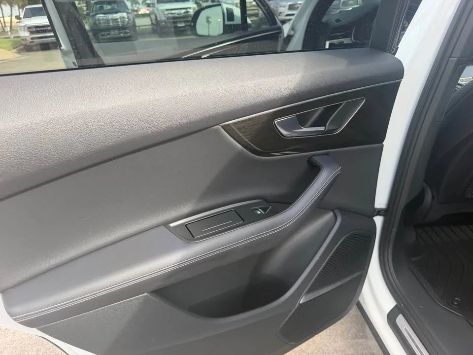 2025 Audi 4M Q7 - Image 10 of 15
