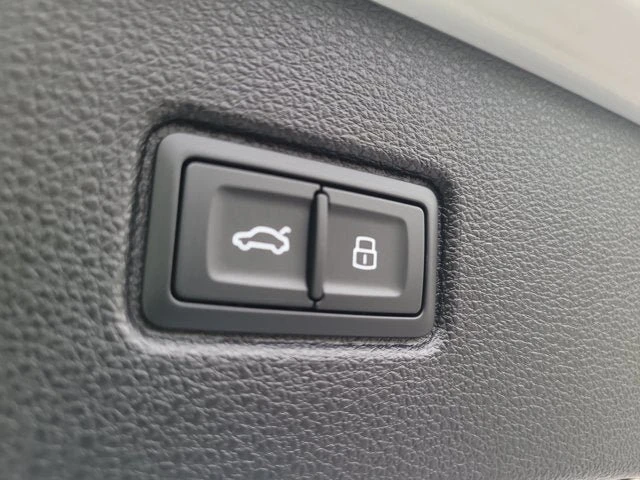 2025 Audi 4M Q7 - Image 8 of 15