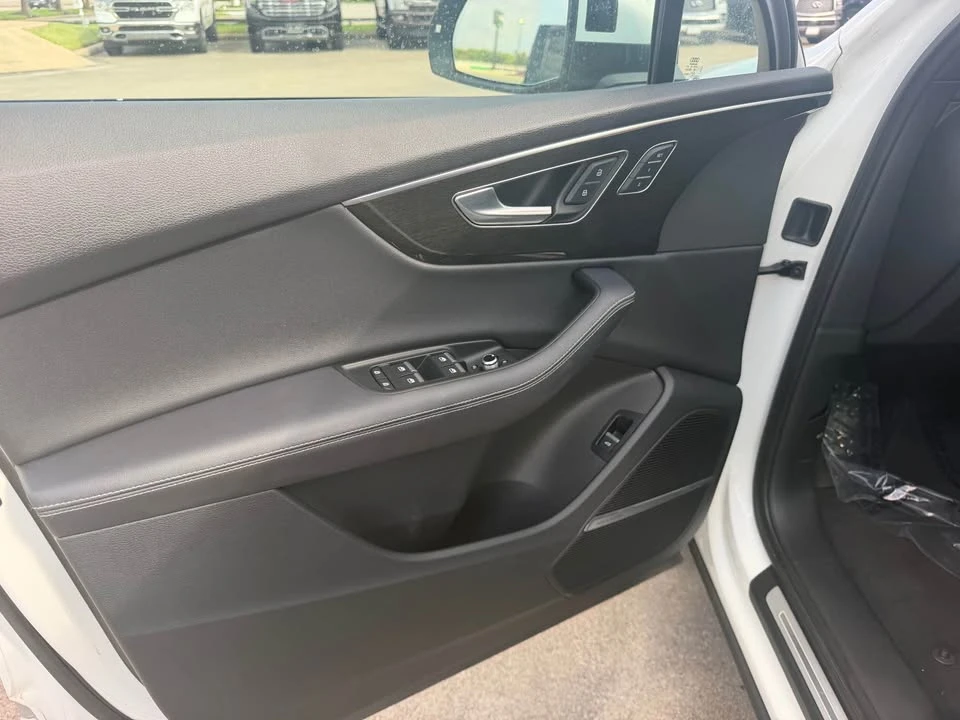 2025 Audi 4M Q7 - Image 9 of 15