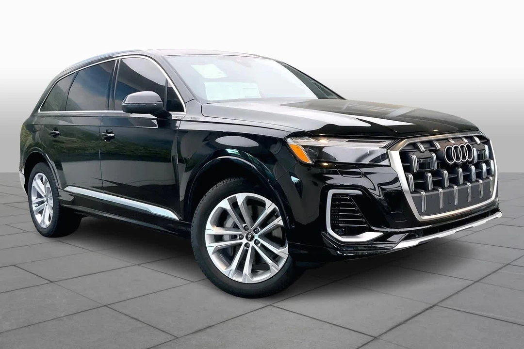 2025 Audi 4M Q7 - Image 2 of 12