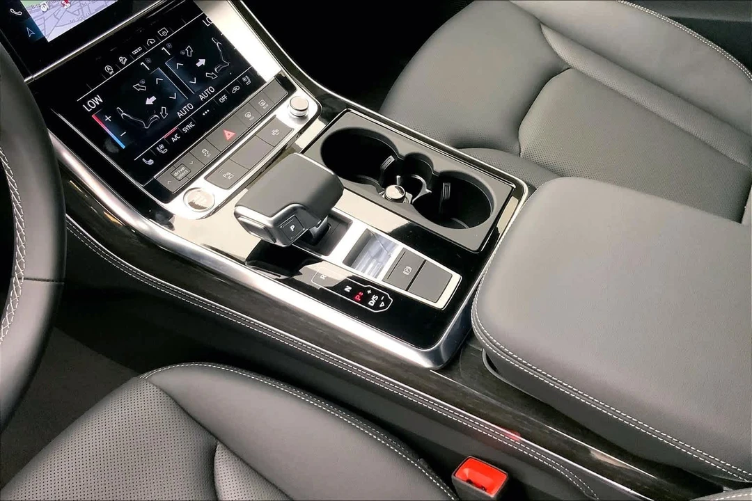2025 Audi 4M Q7 - Image 7 of 12