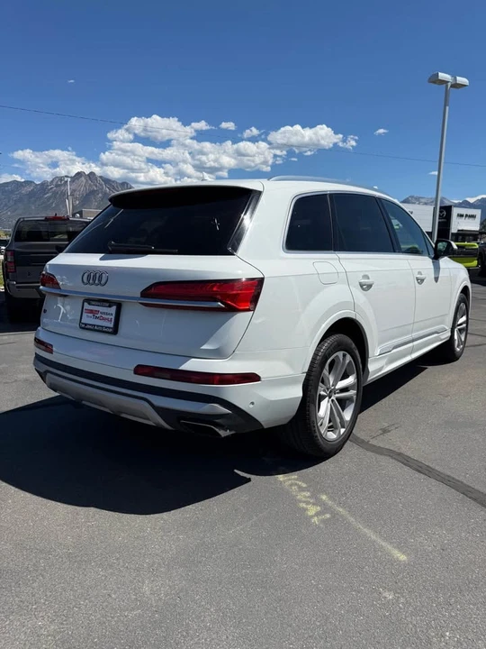 2025 Audi 4M Q7 - Image 4 of 14
