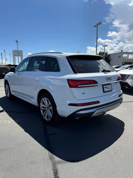 2025 Audi 4M Q7 - Image 3 of 14