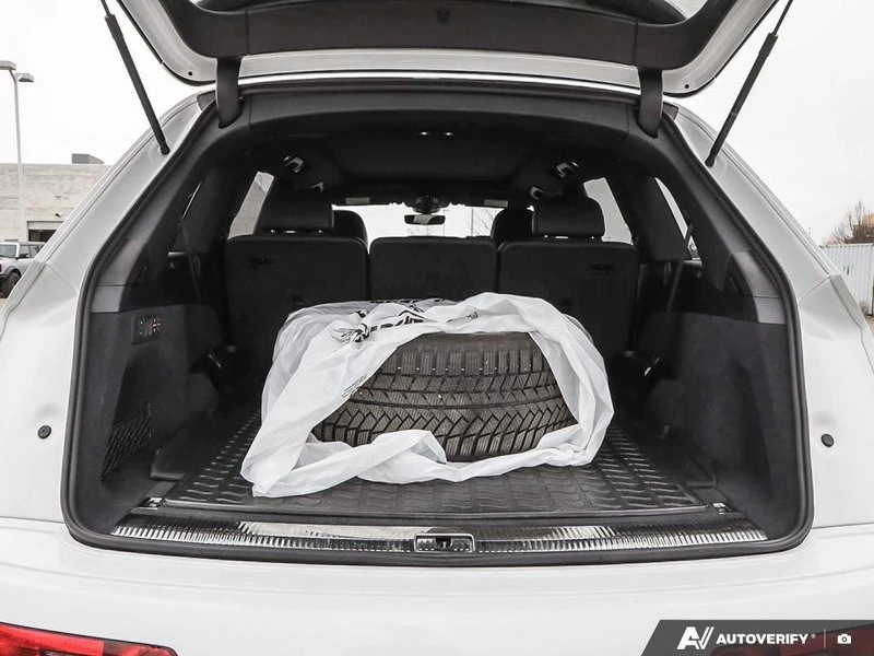 2025 Audi 4M Q7 - Image 2 of 13