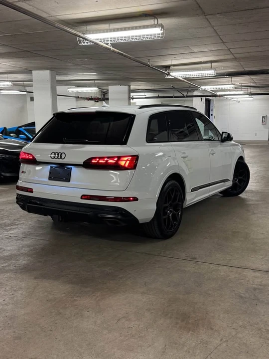 2025 Audi 4M Q7 - Image 2 of 6