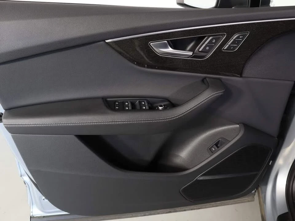 2025 Audi 4M Q7 - Image 16 of 18