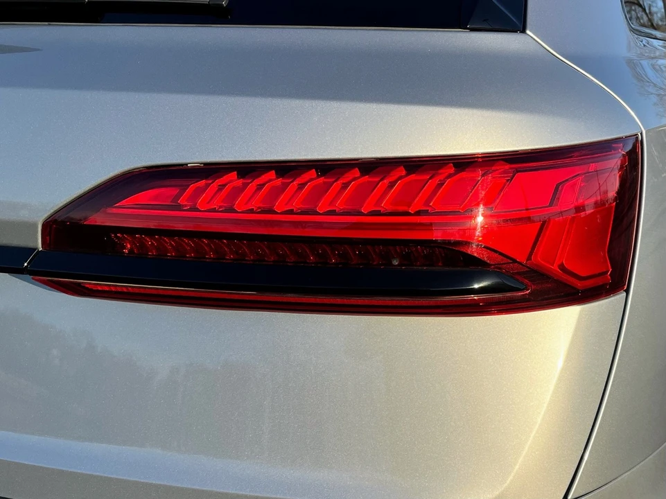 2025 Audi 4M Q7 - Image 15 of 21