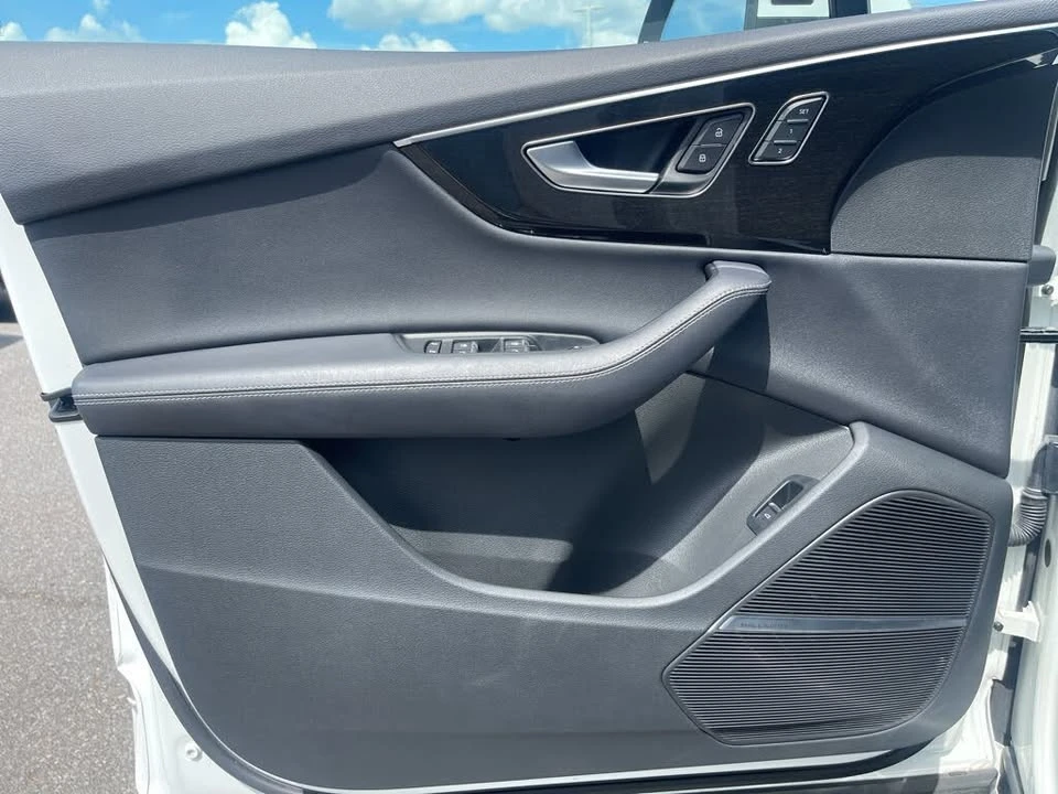 2025 Audi 4M Q7 - Image 11 of 18