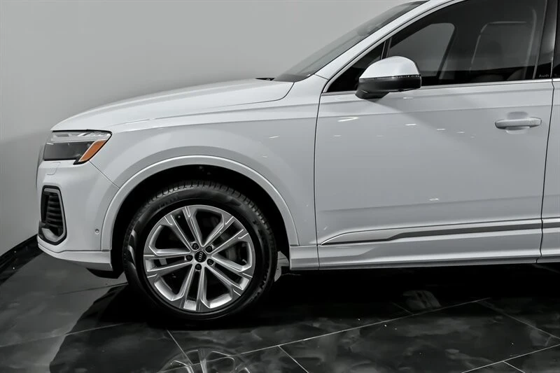 2025 Audi 4M Q7 - Image 6 of 12