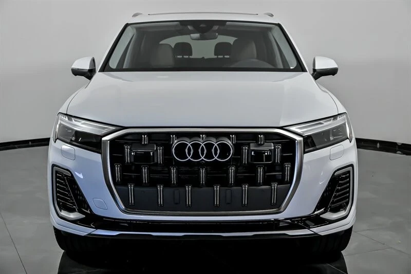2025 Audi 4M Q7 - Image 4 of 12