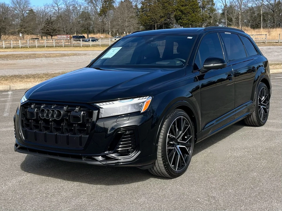 2025 Audi 4M Q7 - Image 2 of 12