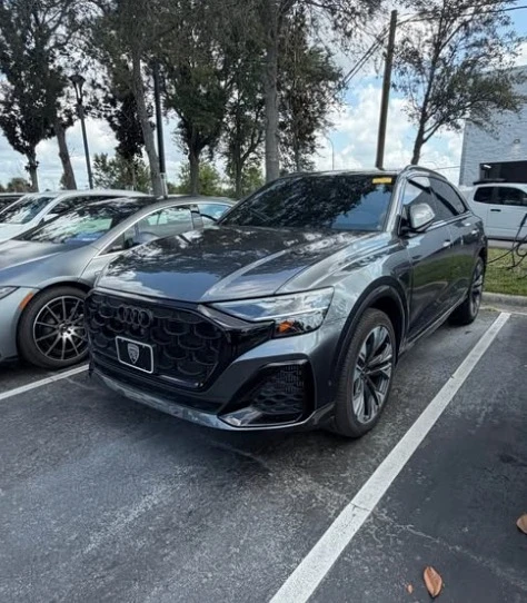 2025 Audi Q8 - Image 2 of 5