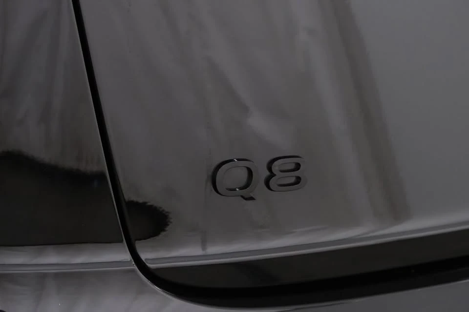 2025 Audi Q8 - Image 5 of 18