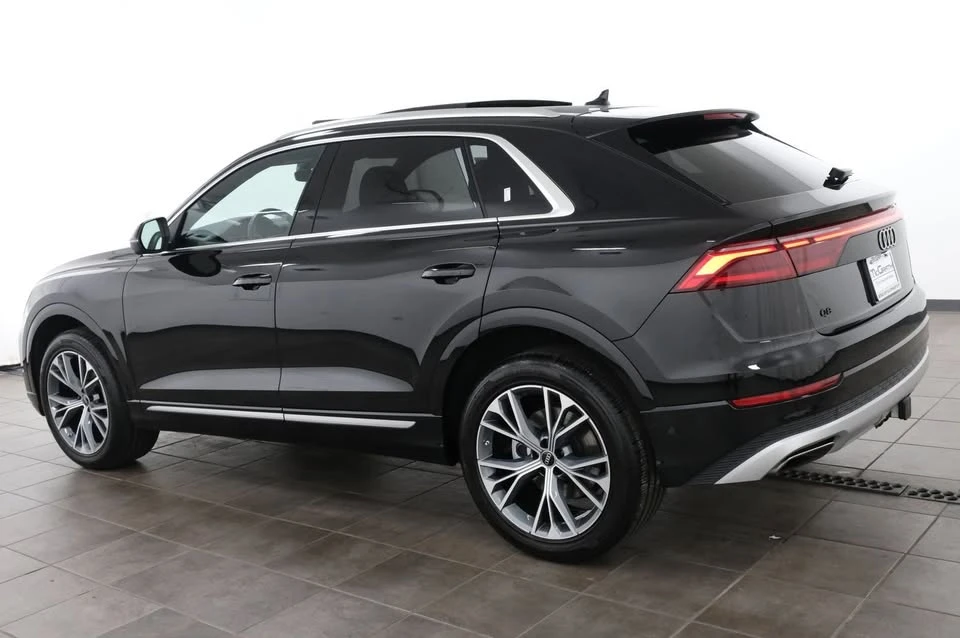 2025 Audi Q8 - Image 3 of 18