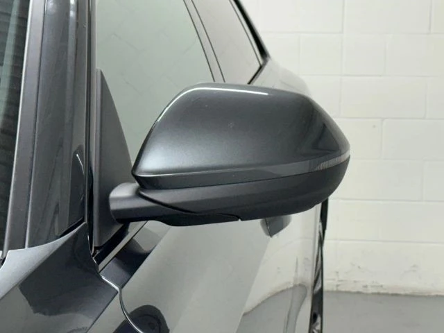 2025 Audi Q8 - Image 15 of 21