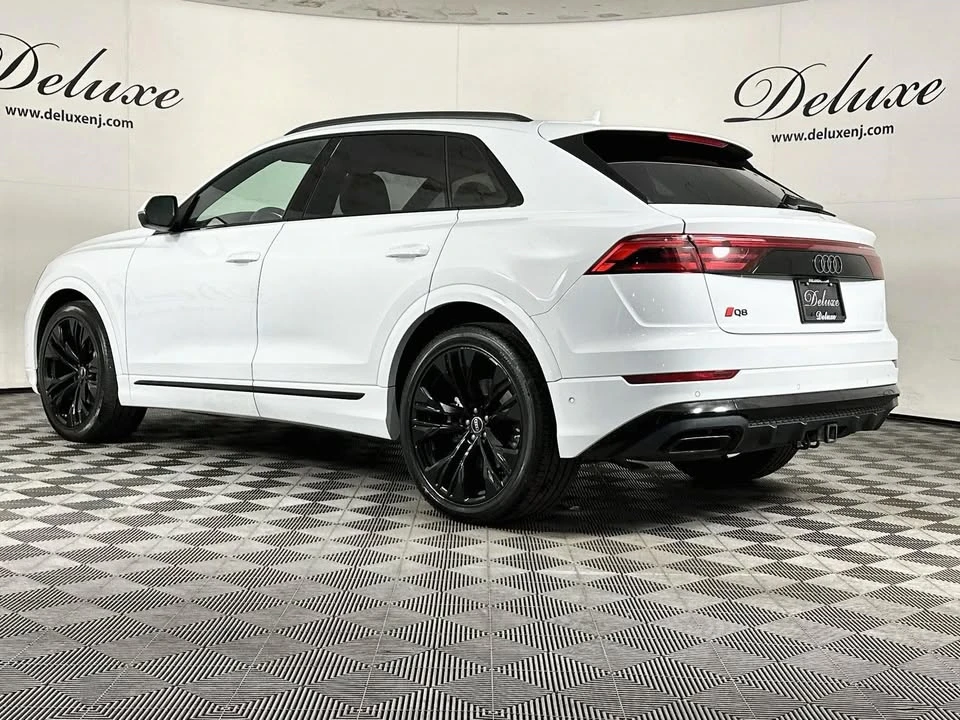 2025 Audi Q8 - Image 4 of 20